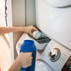 Pralka Indesit - gdzie wlać płyn do prania, aby uniknąć błędów