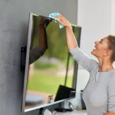 Jak włączyć czyszczenie matrycy w Philips OLED i uniknąć powidoków